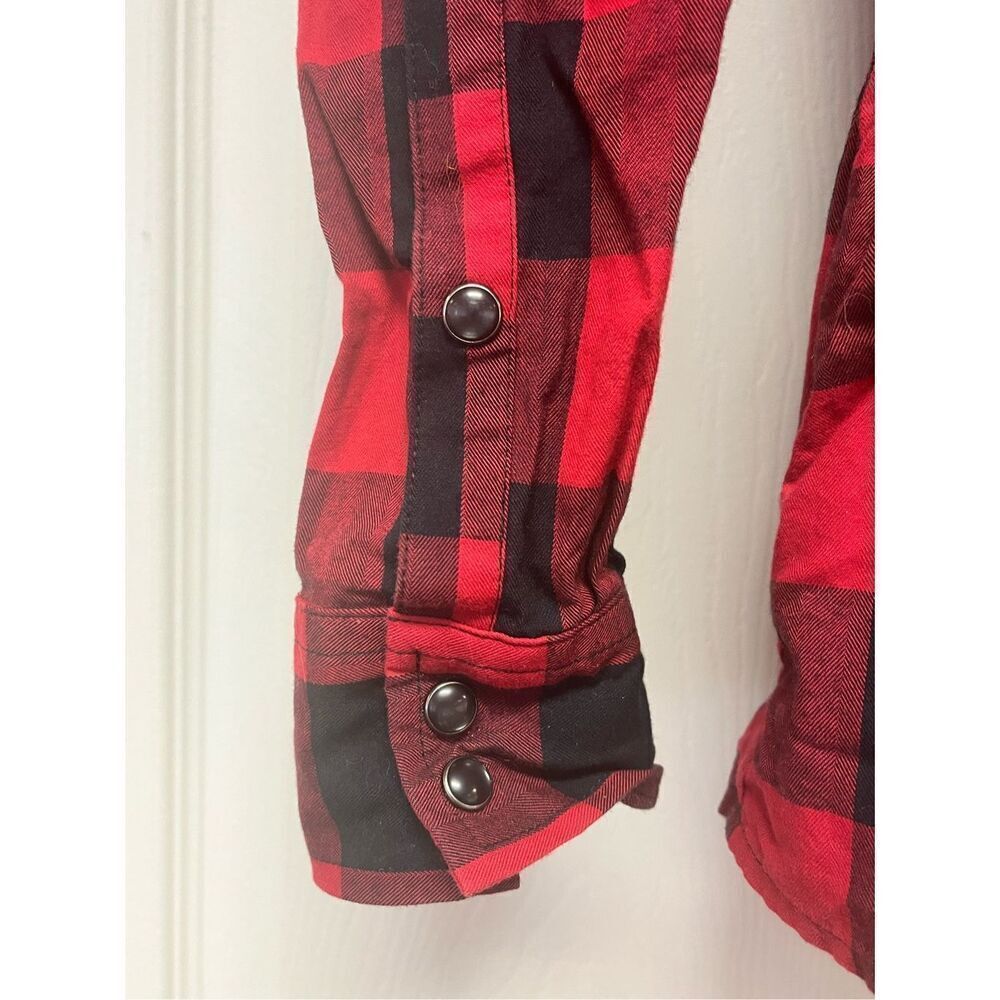 UNTUCKit Dylan Red & Black Buffalo Check Black Pearl Snap Button Down Shirt sz 0 - Picture 5 of 9